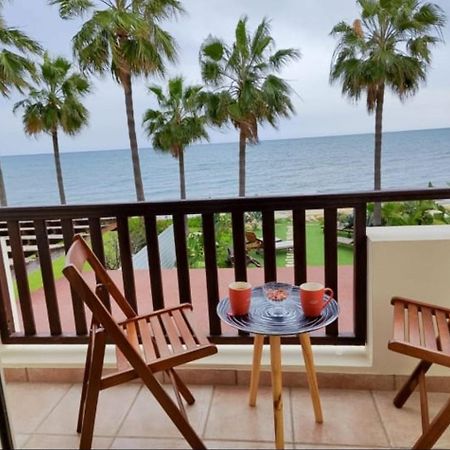 Beachfront Villa Carpe Diem Kiti Exterior foto
