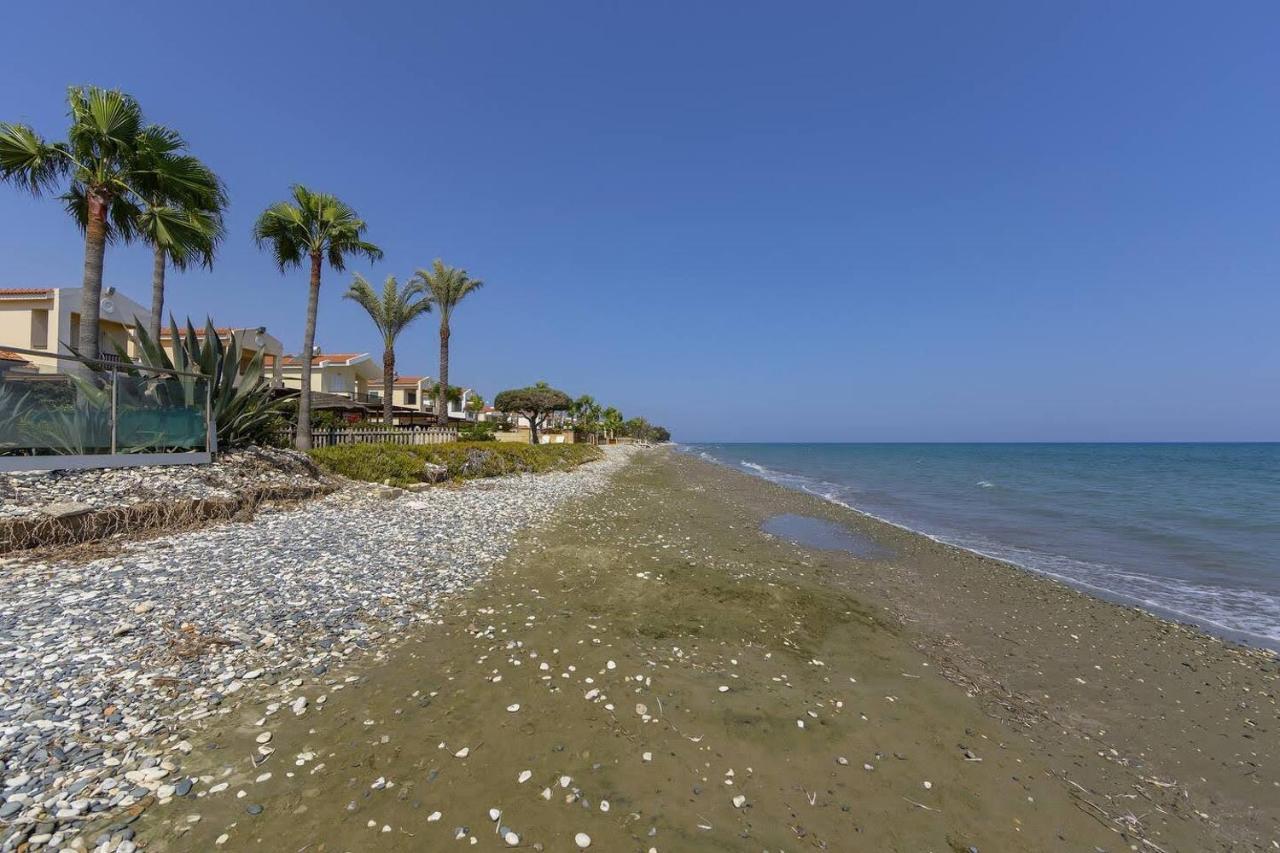 Beachfront Villa Carpe Diem Kiti Exterior foto
